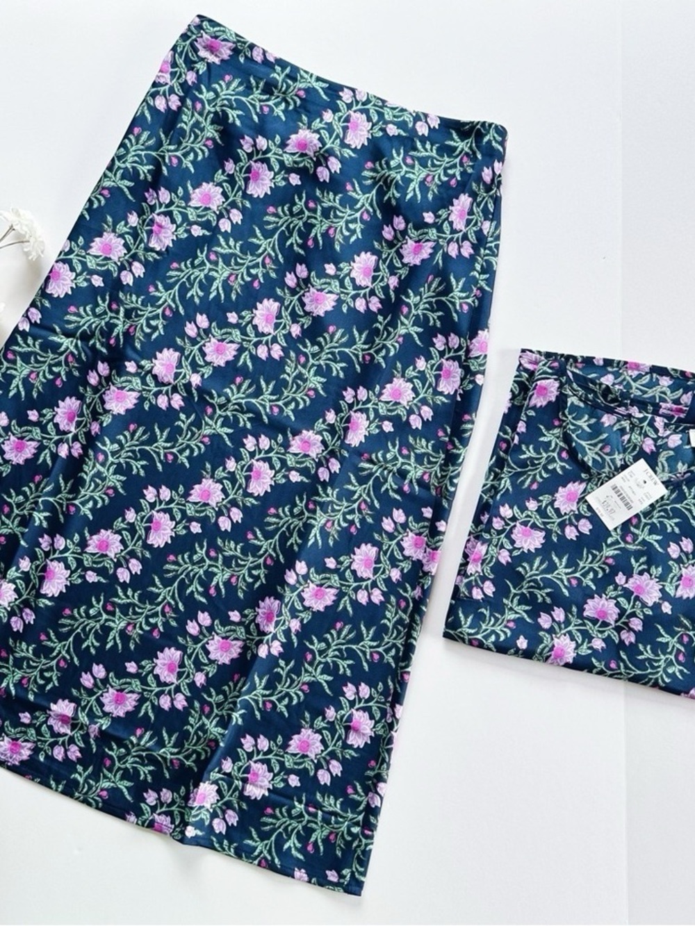 NEW J.Crew Factory Printed Bias Slip Skirt & Top Set Antique Navy Vintage Floral - Picture 4 of 12